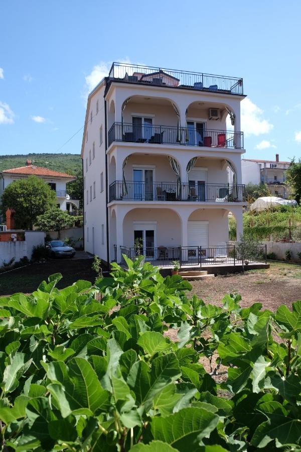 Apartmani Mojca เซลเซ ภายนอก รูปภาพ